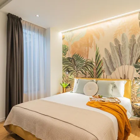 Rezia With Parking Apartment *