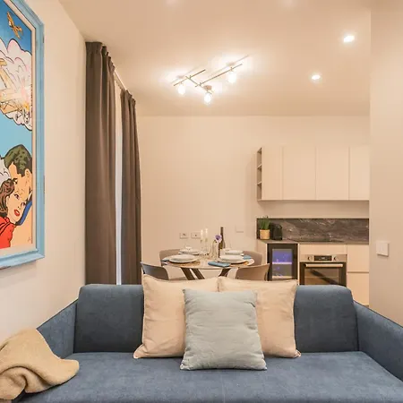 Rezia By Rent *