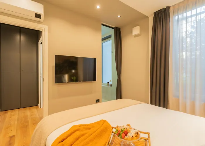 Rezia With Parking * Комо