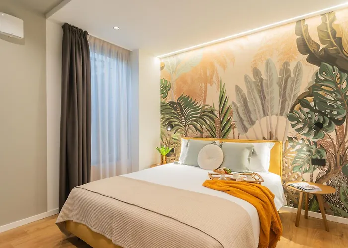 Rezia With Parking Apartment *