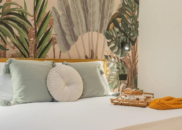 Апартаменты Rezia With Parking *