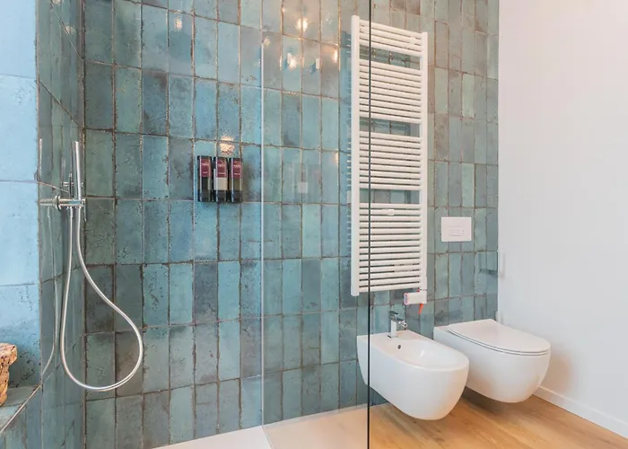 Rezia With Parking Apartment