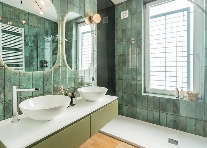 דירה Rezia With Parking *